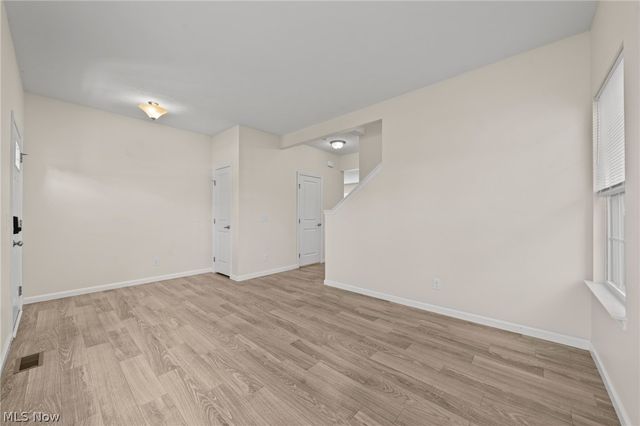 10359 Fox Hollow Circle, Twinsburg, OH 44087