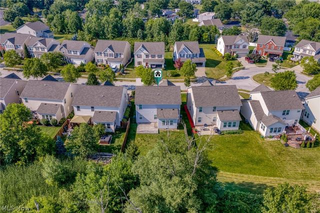 10359 Fox Hollow Circle, Twinsburg, OH 44087