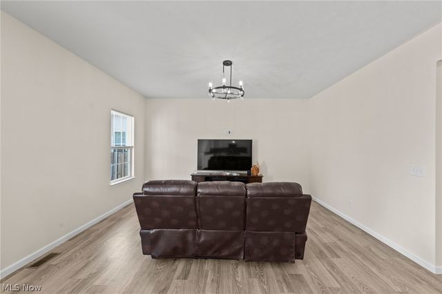 10359 Fox Hollow Circle, Twinsburg, OH 44087