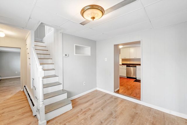 145 Boston St, Salem, MA 01970