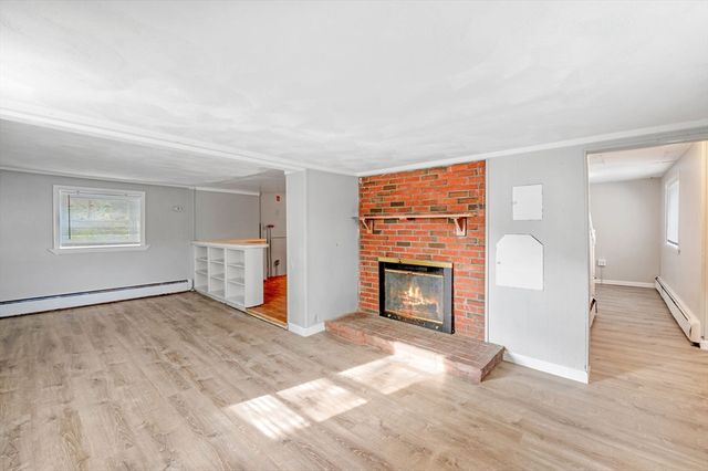 145 Boston St, Salem, MA 01970