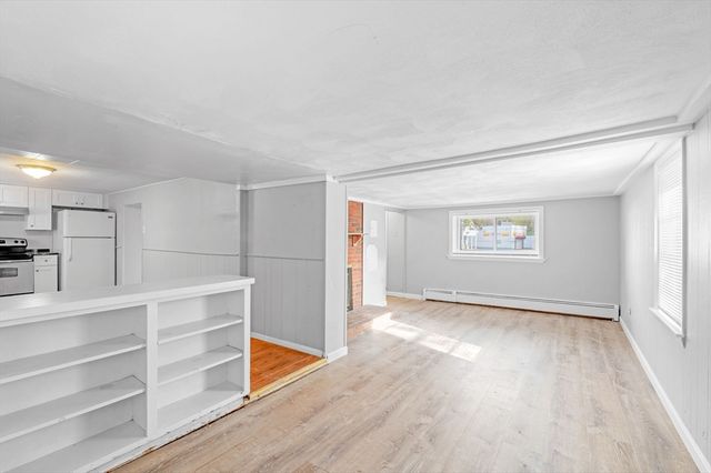 145 Boston St, Salem, MA 01970