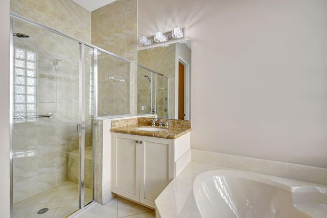 10570 Stone Garden Drive, Boynton Beach, FL 33473