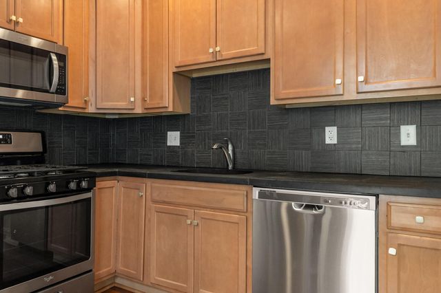 794 Hamlet Street, Columbus, OH 43215