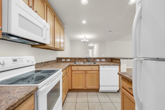 4645 Fringetree Dr Unit 10F, Murrells Inlet, SC 29576