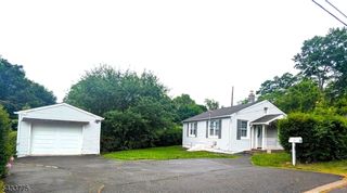 25 Roosevelt Ave, Victory Gardens Boro, NJ 07801