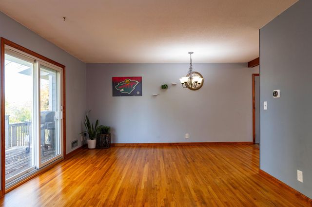 8915 Hallmark Avenue S, Cottage Grove, MN 55016