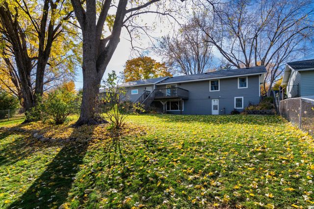 8915 Hallmark Avenue S, Cottage Grove, MN 55016