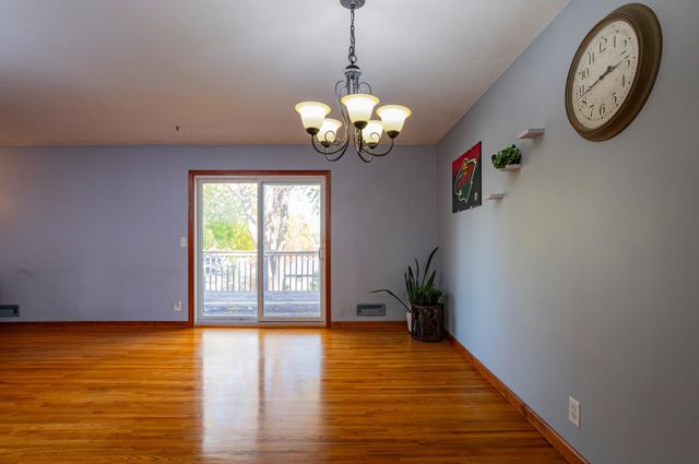 8915 Hallmark Avenue S, Cottage Grove, MN 55016