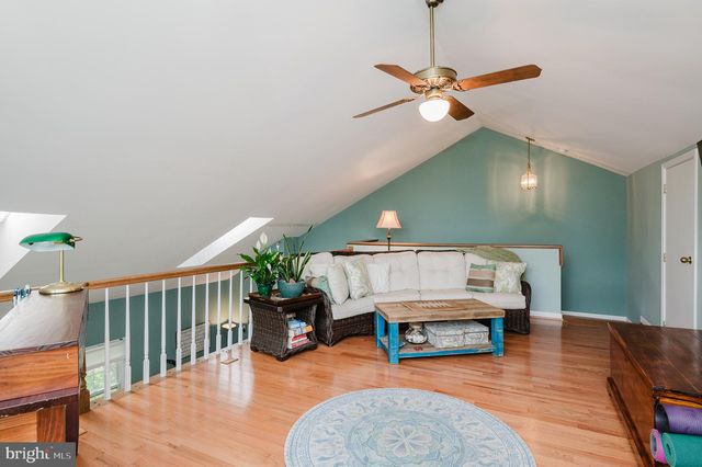 2 ALDERMAN CT, Lutherville Timonium, MD 21093