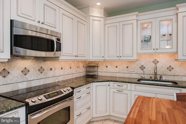 2 ALDERMAN CT, Lutherville Timonium, MD 21093