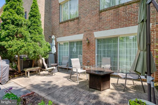 2 ALDERMAN CT, Lutherville Timonium, MD 21093