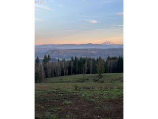 208 Suncrest Dr 2, Castle Rock, WA 98611