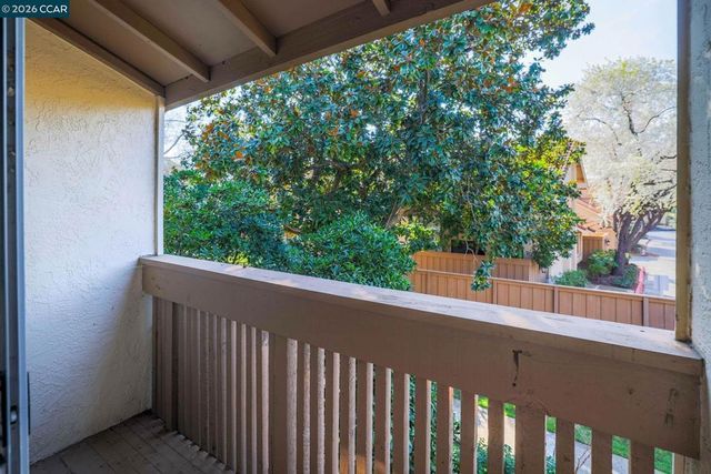 1844 Pomar Way, Walnut Creek, CA 94598