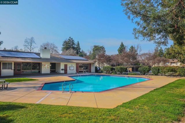 1844 Pomar Way, Walnut Creek, CA 94598