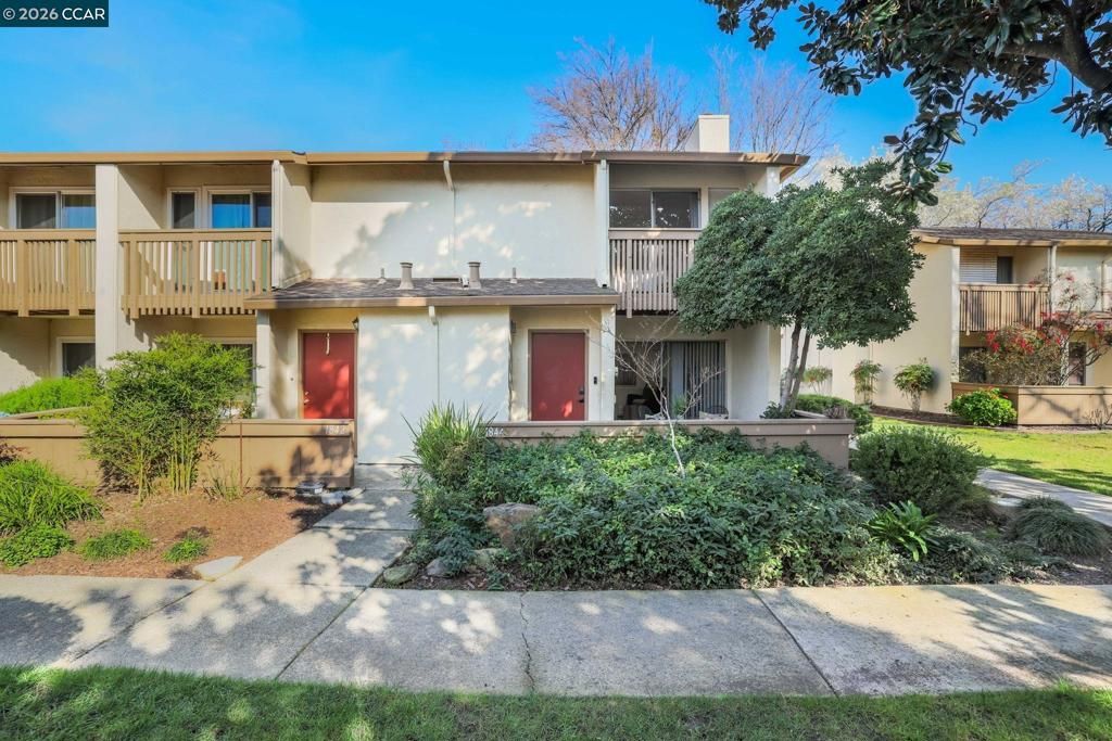 Image 15 of property listing at 1844 Pomar Way, Walnut Creek, CA 94598