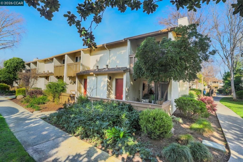 Image 16 of property listing at 1844 Pomar Way, Walnut Creek, CA 94598