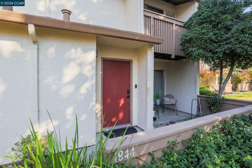 Image 17 of property listing at 1844 Pomar Way, Walnut Creek, CA 94598