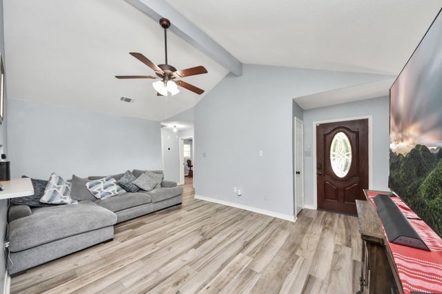 13827 Bay Gardens Drive, Sugar Land, TX 77498