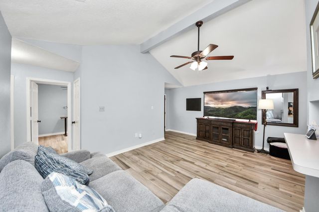 13827 Bay Gardens Drive, Sugar Land, TX 77498