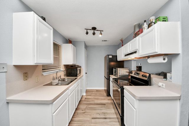 13827 Bay Gardens Drive, Sugar Land, TX 77498