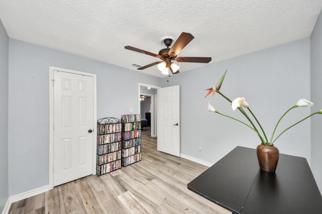 13827 Bay Gardens Drive, Sugar Land, TX 77498