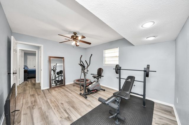 13827 Bay Gardens Drive, Sugar Land, TX 77498