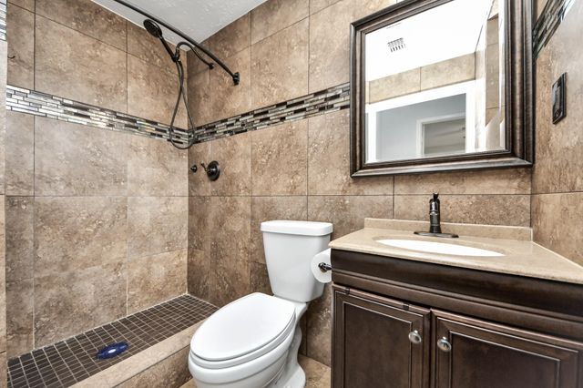 13827 Bay Gardens Drive, Sugar Land, TX 77498