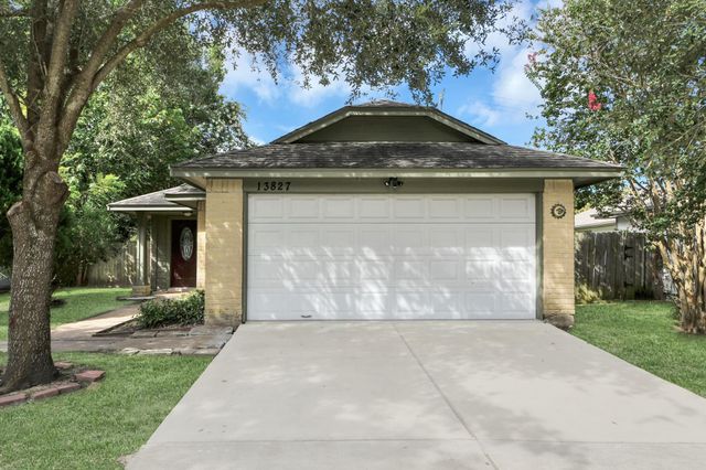 13827 Bay Gardens Drive, Sugar Land, TX 77498