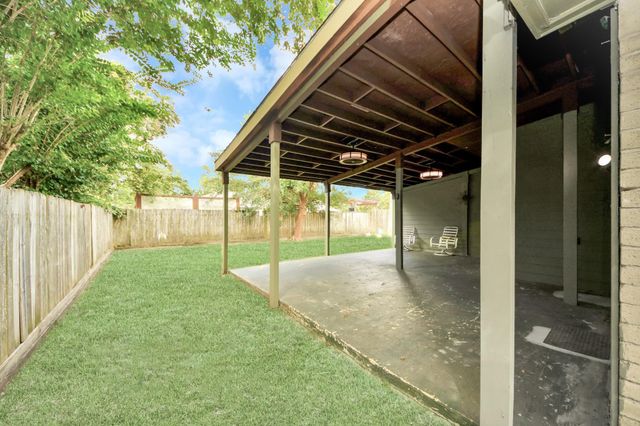 13827 Bay Gardens Drive, Sugar Land, TX 77498