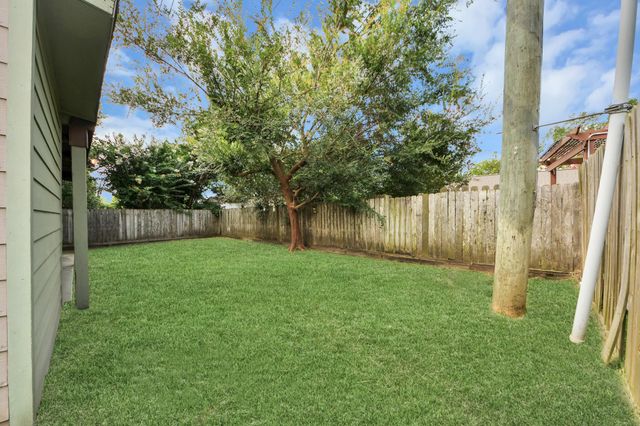 13827 Bay Gardens Drive, Sugar Land, TX 77498