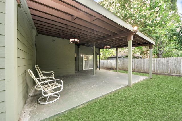 13827 Bay Gardens Drive, Sugar Land, TX 77498