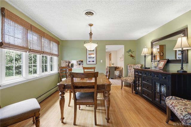 65 Leni Lane, Cheektowaga, NY 14225