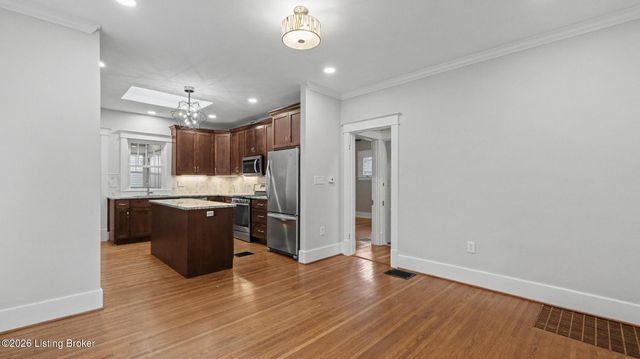 3812 Warner Ave, Louisville, KY 40207