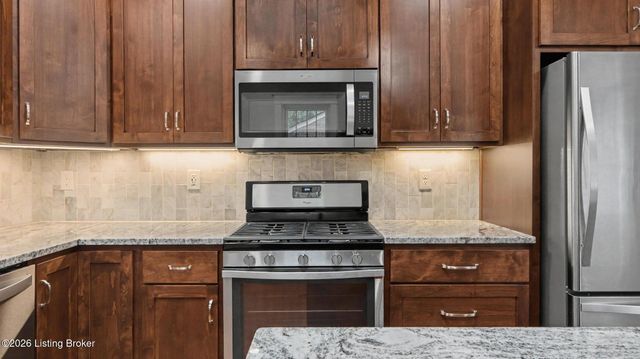 3812 Warner Ave, Louisville, KY 40207