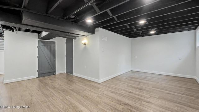3812 Warner Ave, Louisville, KY 40207