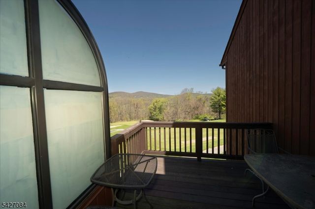 6 Falkenstein Dr Unit 8, Vernon Twp., NJ 07462