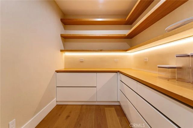29462 Malibu View Court, Agoura Hills, CA 91301
