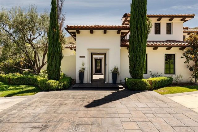 29462 Malibu View Court, Agoura Hills, CA 91301