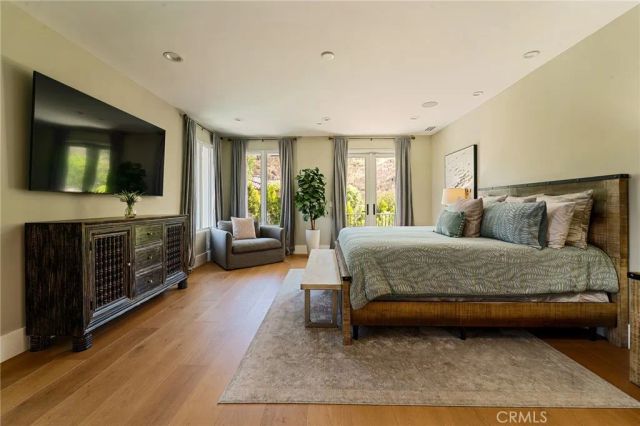 29462 Malibu View Court, Agoura Hills, CA 91301