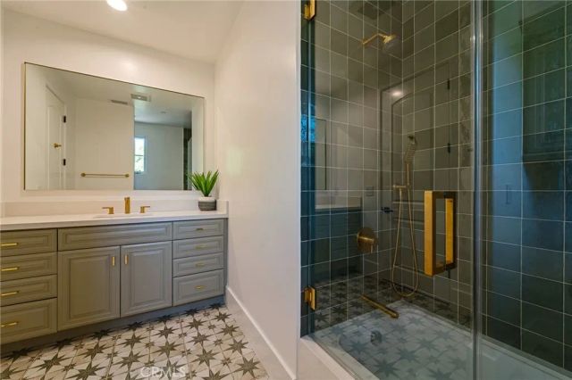 29462 Malibu View Court, Agoura Hills, CA 91301