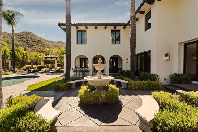 29462 Malibu View Court, Agoura Hills, CA 91301