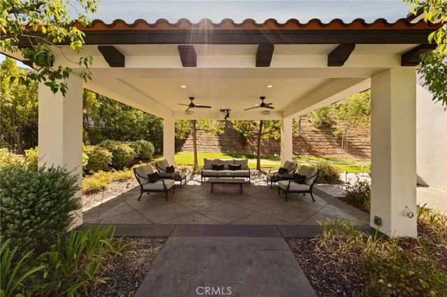 29462 Malibu View Court, Agoura Hills, CA 91301