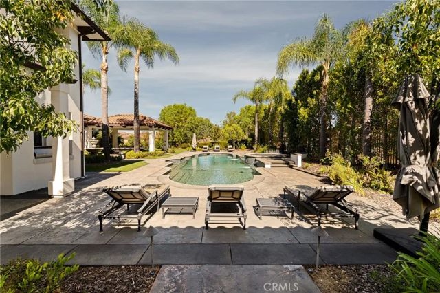 29462 Malibu View Court, Agoura Hills, CA 91301
