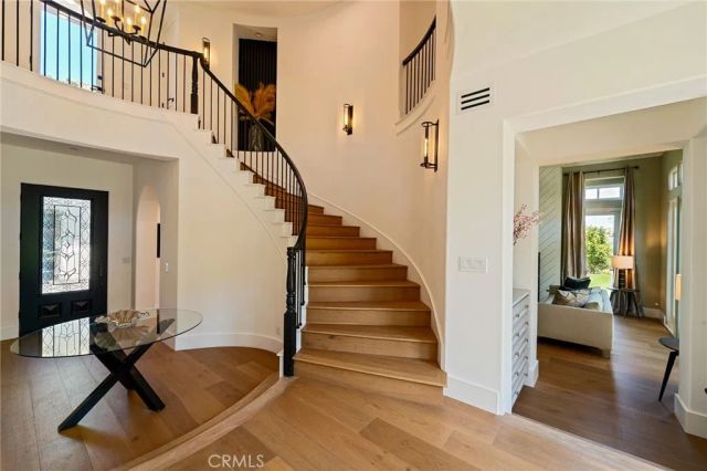 29462 Malibu View Court, Agoura Hills, CA 91301