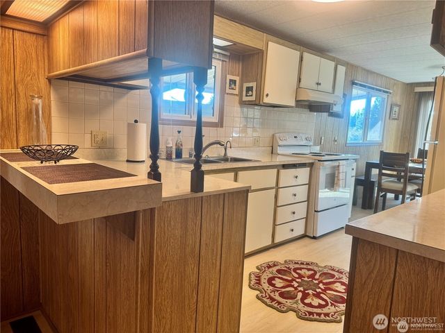 2101 S 324 Street #329, Federal Way, WA 98003