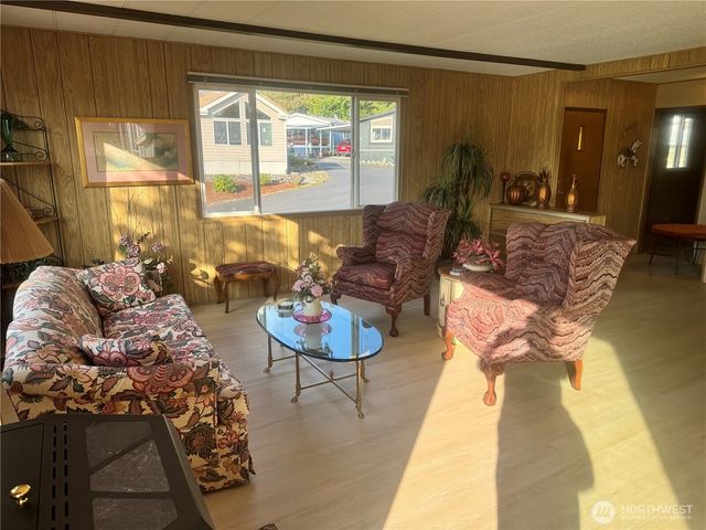 2101 S 324 Street #329, Federal Way, WA 98003