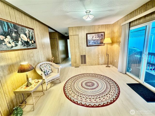 2101 S 324 Street #329, Federal Way, WA 98003