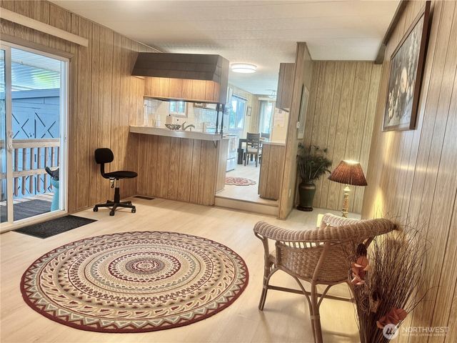 2101 S 324 Street #329, Federal Way, WA 98003