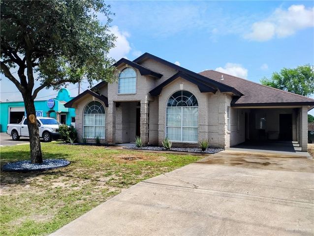 1704 W Griffin Parkway, Mission, TX 78572